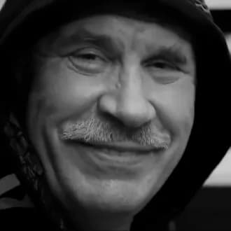 Vladislav Zhukov (senior)